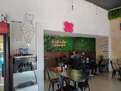 Arepazzo Restobar