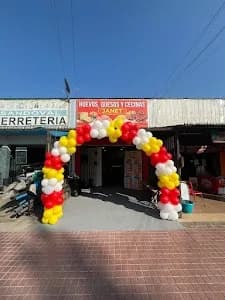Fiambrería Janet. Huevos, Quesos y Cecinas