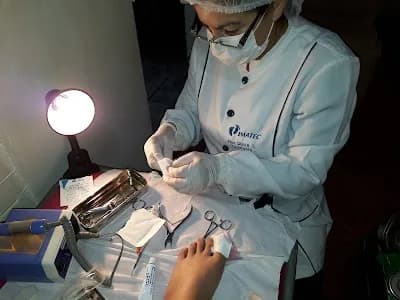 Flor Olave(Podologa Clinica)