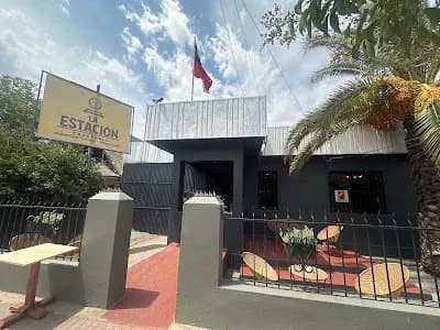 La estación cafetería- restaurante